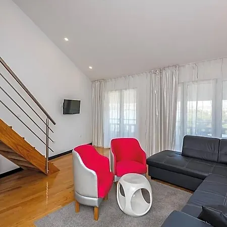 Sveti Kriz 4* Trogir